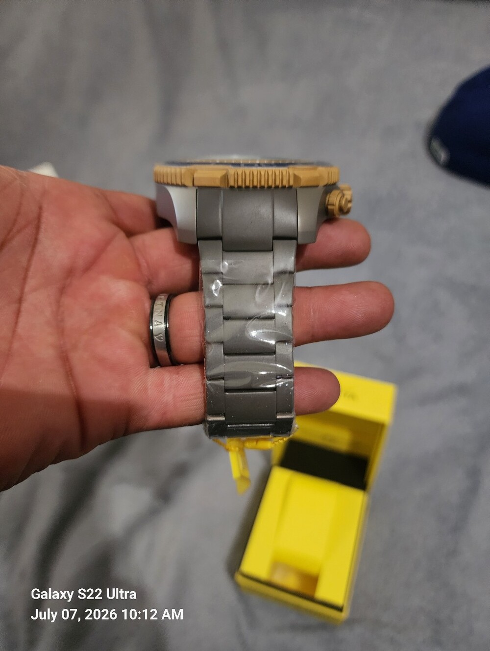 Invicta Ti 22 Titanium Blue and Gold Sport Chronograph Watch 65mm - Picture 3 of 4